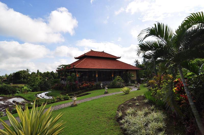 Puri Mangga SeaView Resort & Spa - Teras