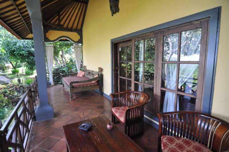 Puri Mangga SeaView Resort & Spa - Teras