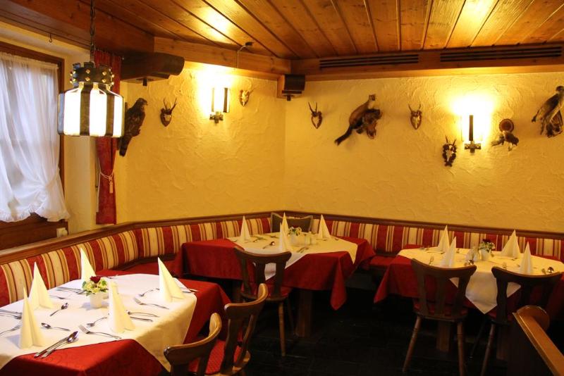 Alpina Ros Demming - Restoran