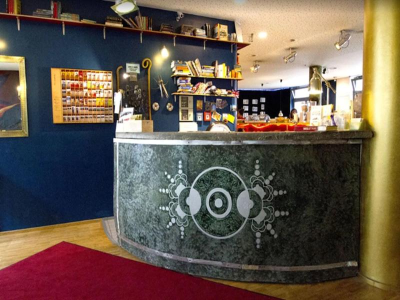 Heart of Gold Hostel Berlin - Lobi
