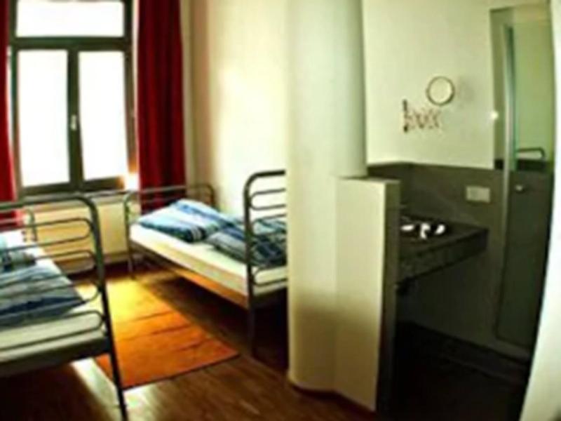 Heart of Gold Hostel Berlin - Oda