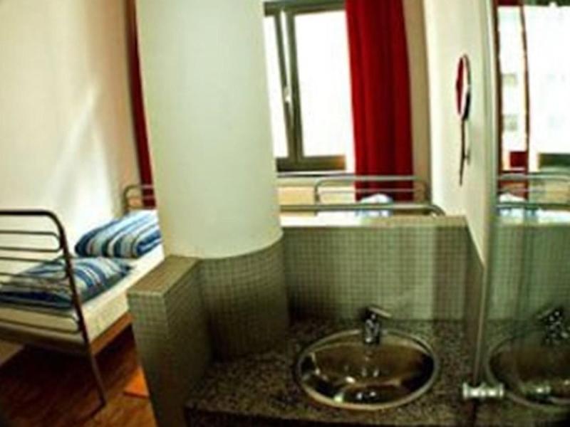 Heart of Gold Hostel Berlin - Oda