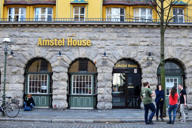 Amstel House - Genel