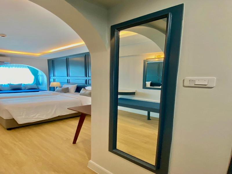 Regent Ramkhamhaeng and Apartment - Oda