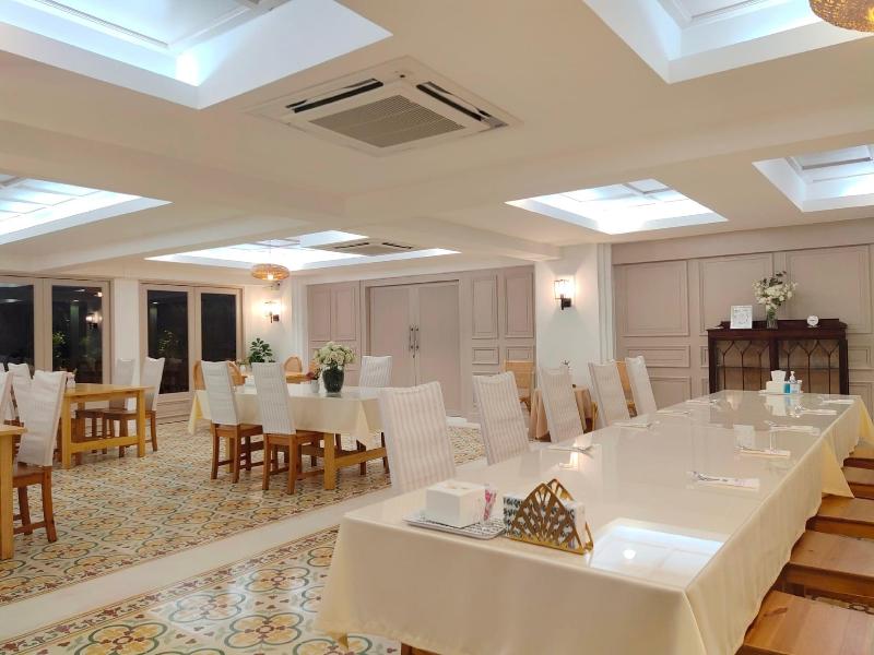 Regent Ramkhamhaeng and Apartment - Restoran