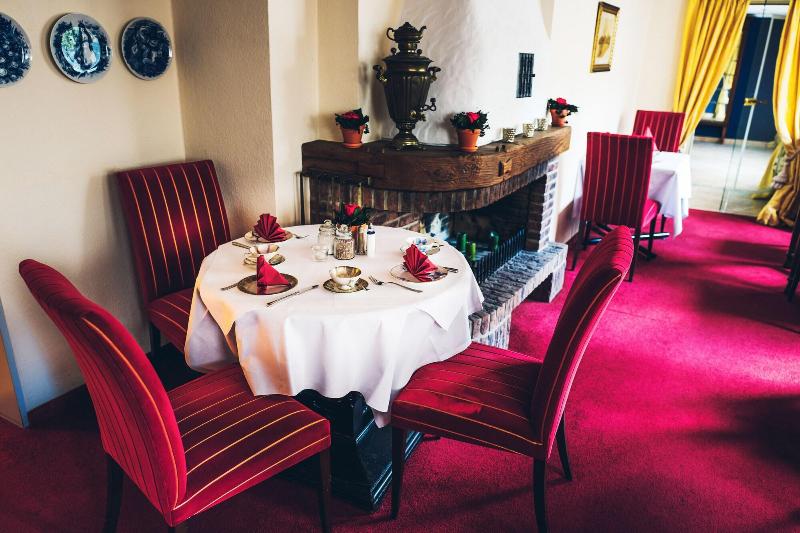 Eichenhof Antik-Hotel - Restoran