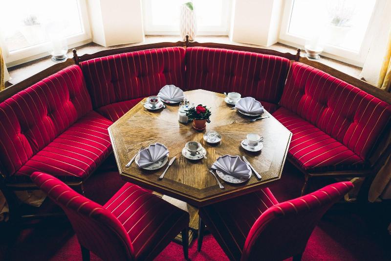 Eichenhof Antik-Hotel - Restoran