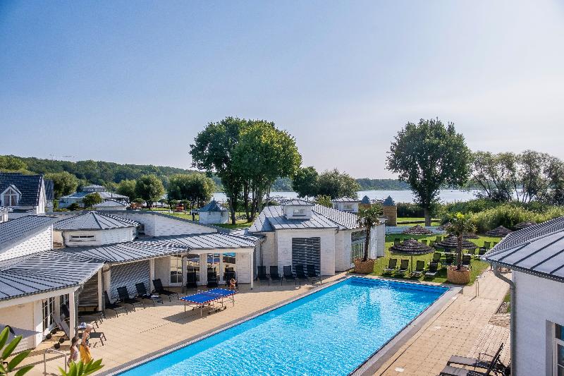 Sunday Resort Schwielowsee - Hotel - Havuz