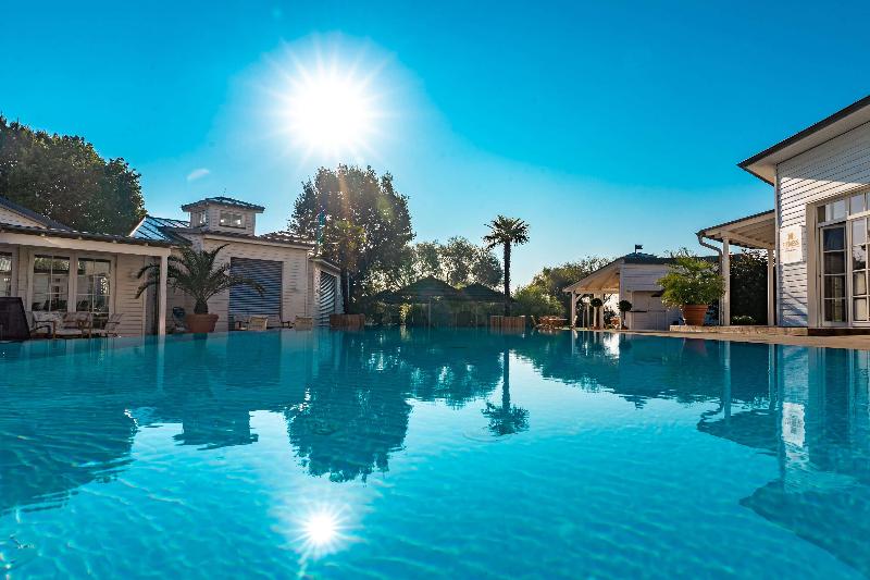 Sunday Resort Schwielowsee - Hotel - Havuz