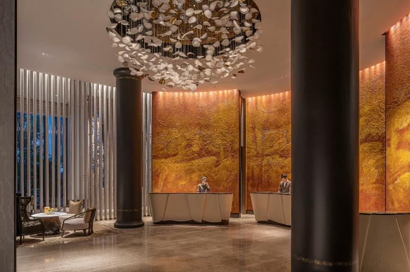 Four Seasons Hotel Bangkok at Chao Praya River - Lobi