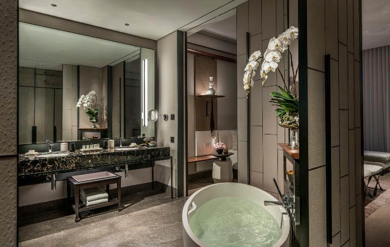 Four Seasons Hotel Bangkok at Chao Praya River - Oda