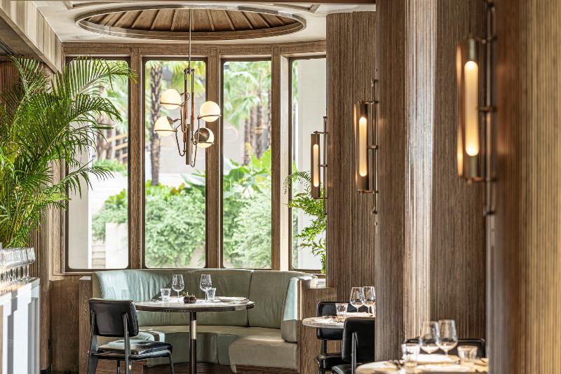 Four Seasons Hotel Bangkok at Chao Praya River - Restoran