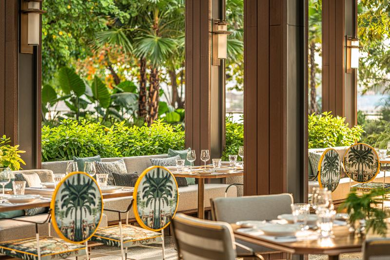 Four Seasons Hotel Bangkok at Chao Praya River - Restoran