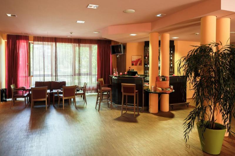 Nashira Kurpark Hotel - Lobi