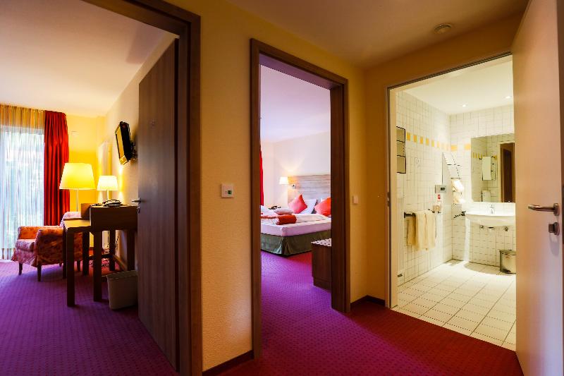 Nashira Kurpark Hotel - Oda