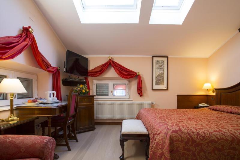 Villa Madruzzo - Genel