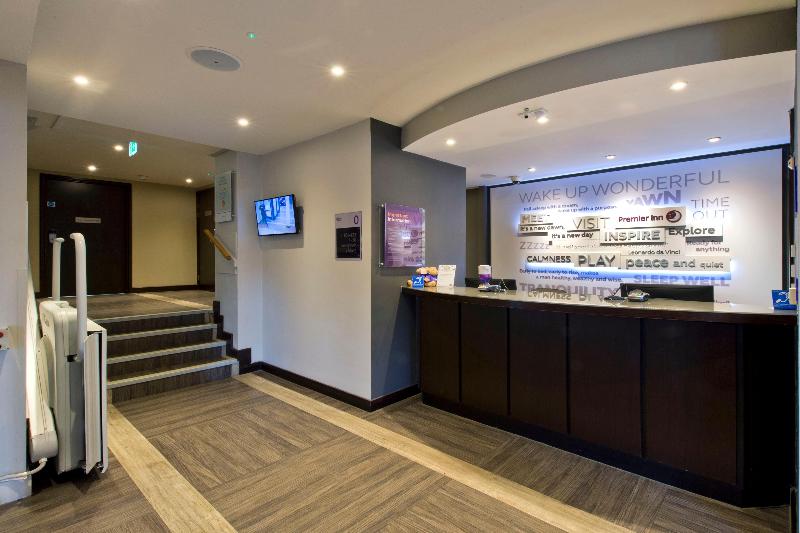 Premier Inn Birmingham Cc Bridge Street - Lobi
