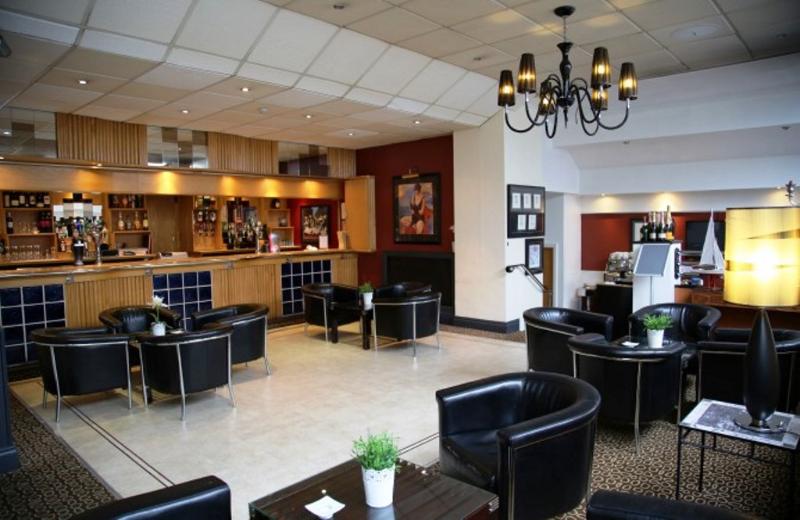 Inn On The Prom Boutique - Bar