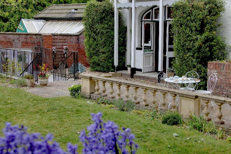 Ashley Court Hotel - Genel