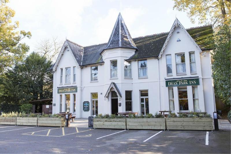 Dean Park Inn - Genel