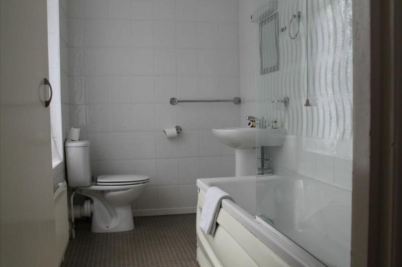 Dean Park Inn - Genel