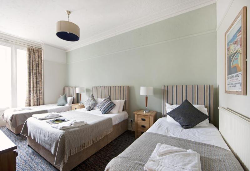 Dean Park Inn - Genel