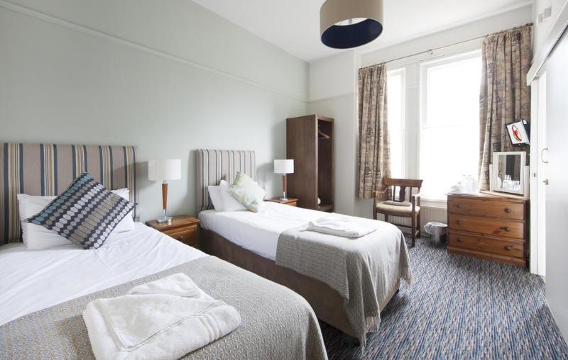 Dean Park Inn - Genel