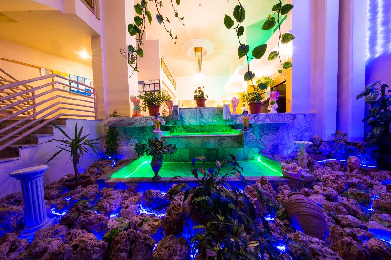 Tuntas Beach Hotel Altinkum - Lobi