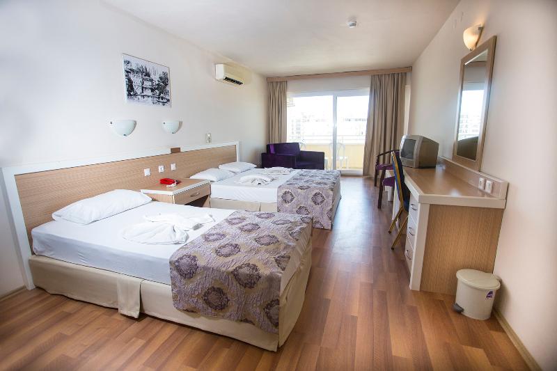 Tuntas Beach Hotel Altinkum - Oda