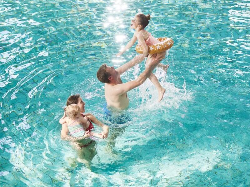 Van der Valk Resort Linstow - Havuz