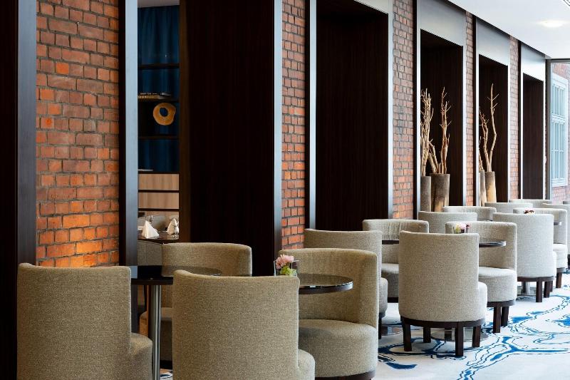 Courtyard by Marriott Bremen - Lobi