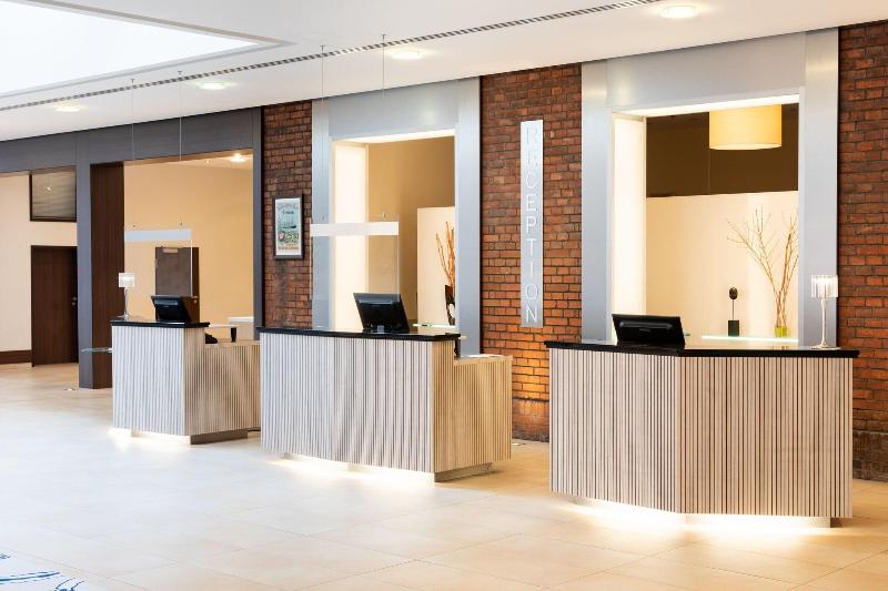 Courtyard by Marriott Bremen - Lobi