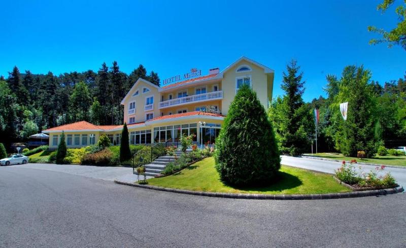 Villa Medici Hotel & Restaurant - Genel