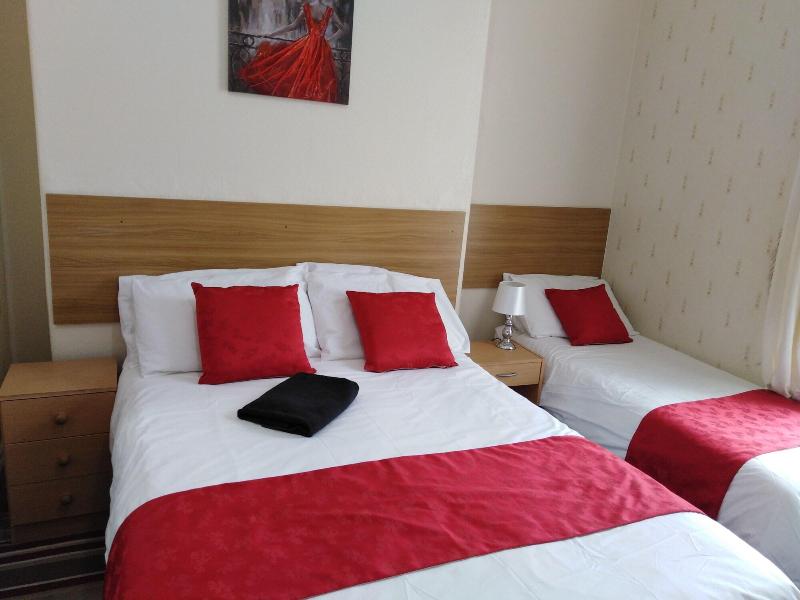 Tuxford House Hotel - Oda
