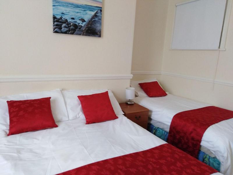 Tuxford House Hotel - Oda