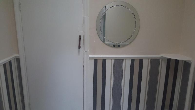Tuxford House Hotel - Oda
