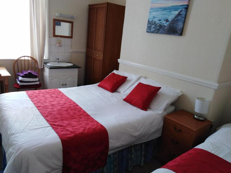 Tuxford House Hotel - Oda