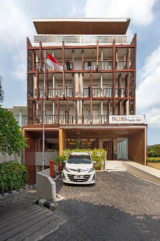 Boss Legian Hotel Powered by Archipelago otel fotoğrafı