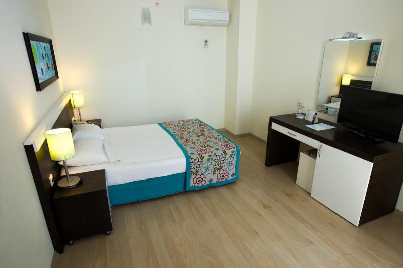 Dosi Hotel - Oda