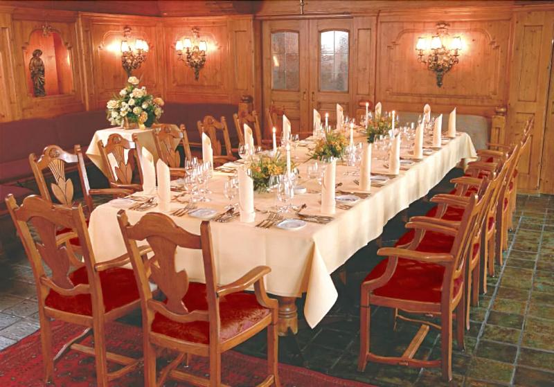 Höttche - Restoran