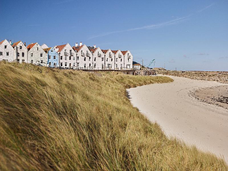Braye Beach - Genel
