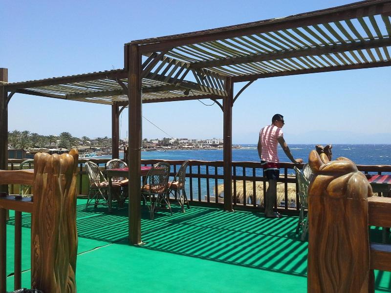 Neptune Hotel - Genel