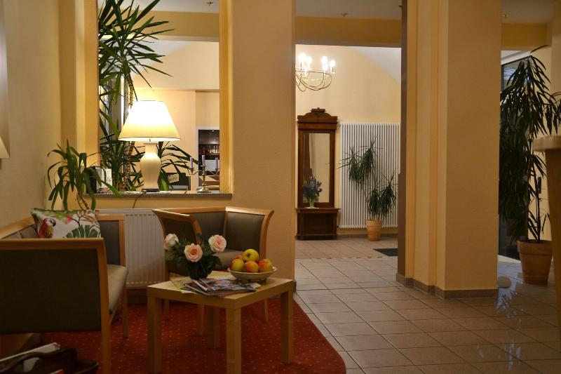 Helene Parkhotel - Lobi