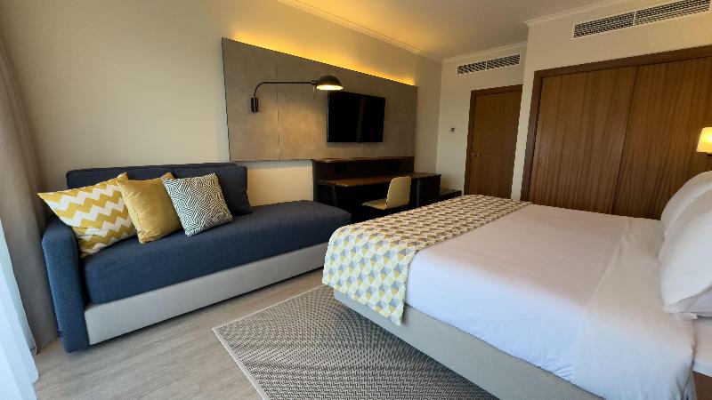 Holiday Inn Algarve Albufeira, an IHG Hotel - Oda