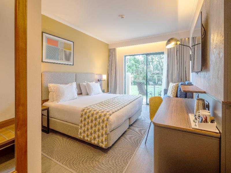 Holiday Inn Algarve Albufeira, an IHG Hotel - Oda