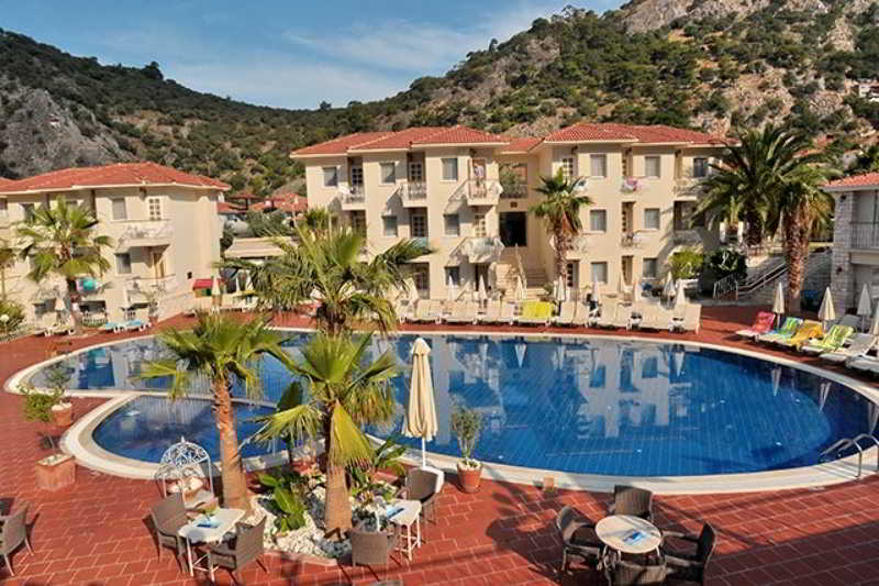 The Blue Lagoon Hotel - Genel