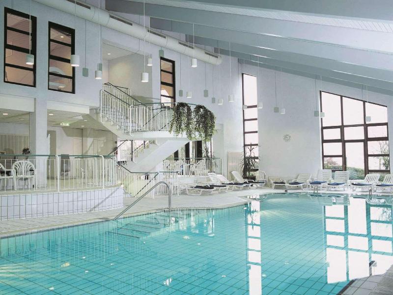Trans World Hotel Kranichhöhe - Havuz