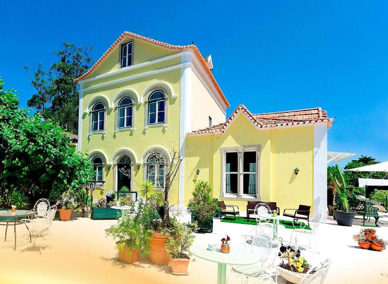 Pensao Nova Sintra - Genel