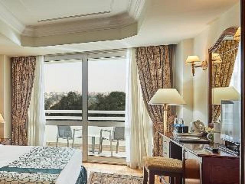Triumph Plaza Hotel - Oda