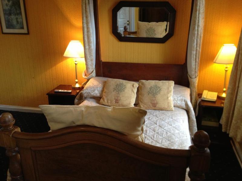 Ty Newydd Country Hotel - Genel